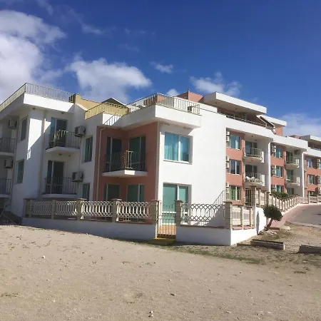 Sea Paradise Complex * Καβάρνα