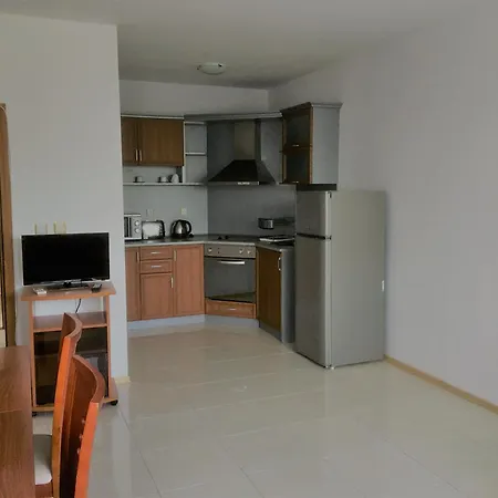 Sea Paradise Complex *