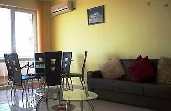 Sea Paradise Complex Apartment Kavarna
