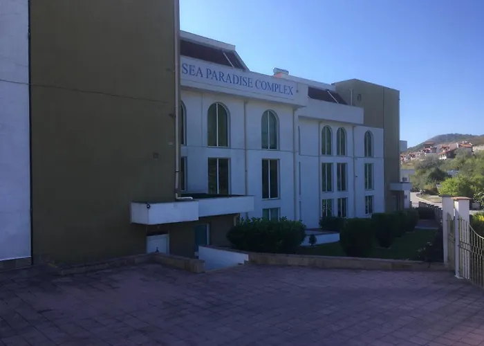 Sea Paradise Complex Cavarna